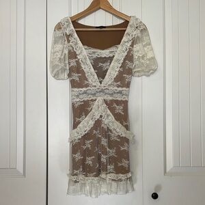 Majorelle lace dress